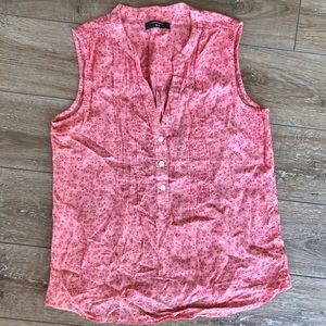 Denver Hayes Shirt size medium